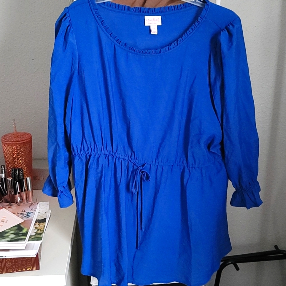 Maternity blue waist top